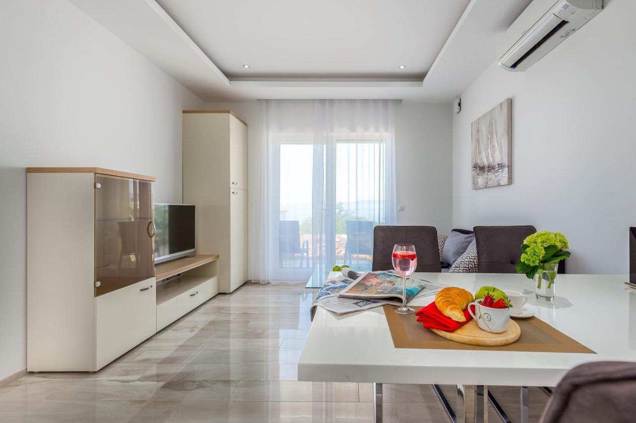 Luxury Apartments Kostrena With Pool 2 Ngoại thất bức ảnh