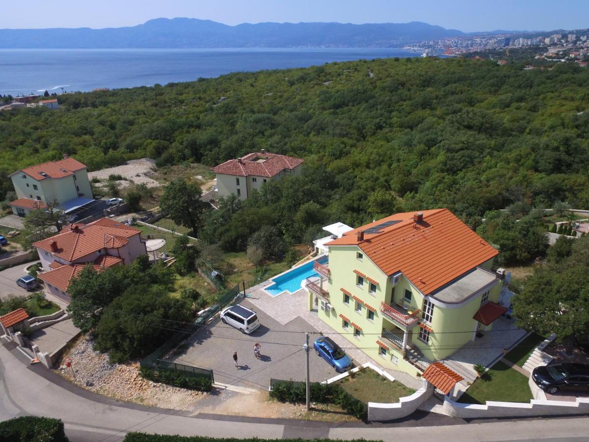 Luxury Apartments Kostrena With Pool 2 Ngoại thất bức ảnh